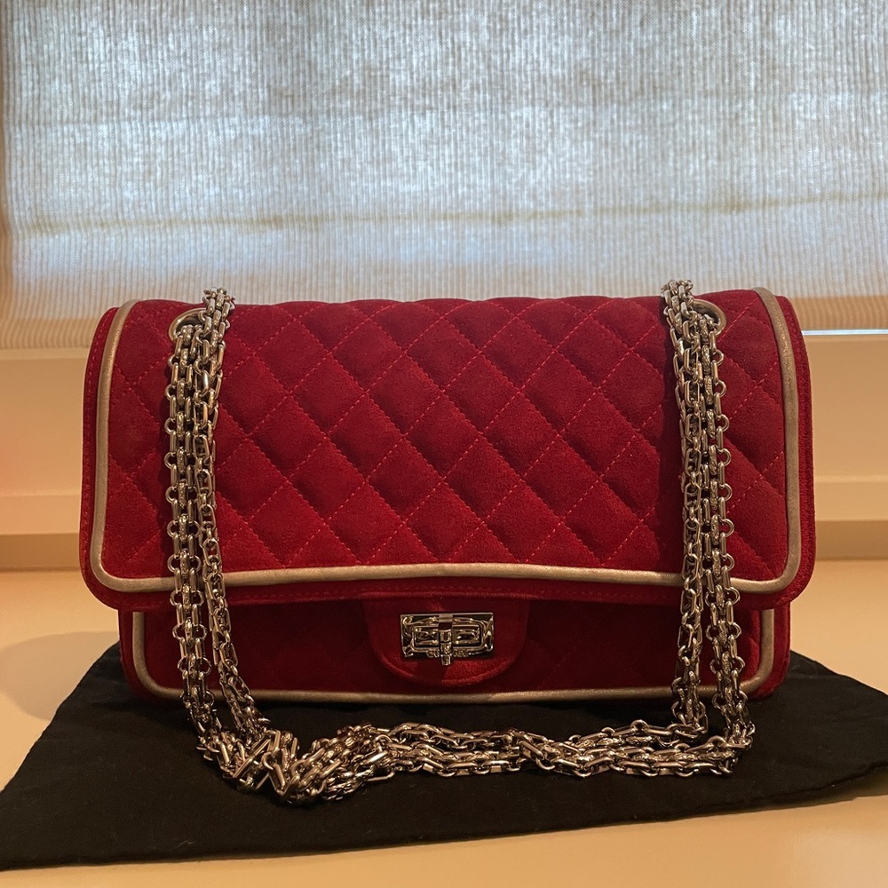 CHANEL classic double flap reissue Quilted burgundy Velvet medium bag